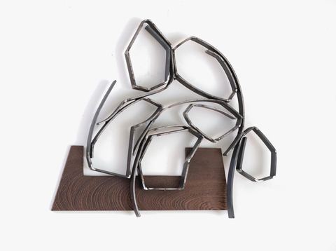 Fragmenten I, 2025, hout, staal