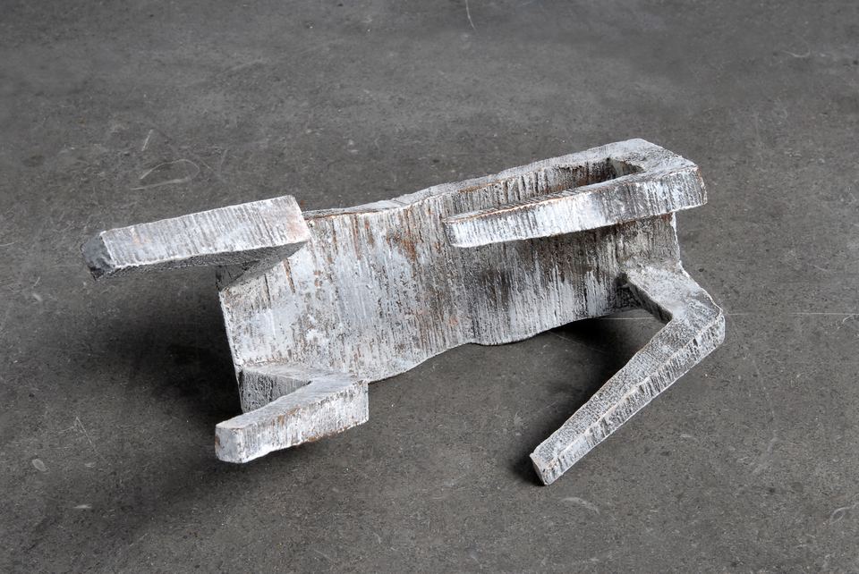 Liggend I, 2008, brons