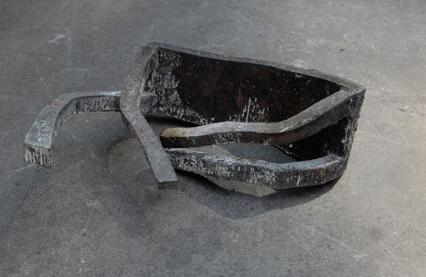 Morgen is alles anders, 2009, brons, privécollectie